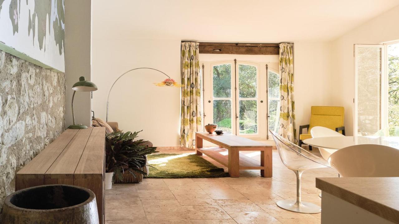 לינה וארוחת בוקר Homps  Chateau De Puissentut מראה חיצוני תמונה